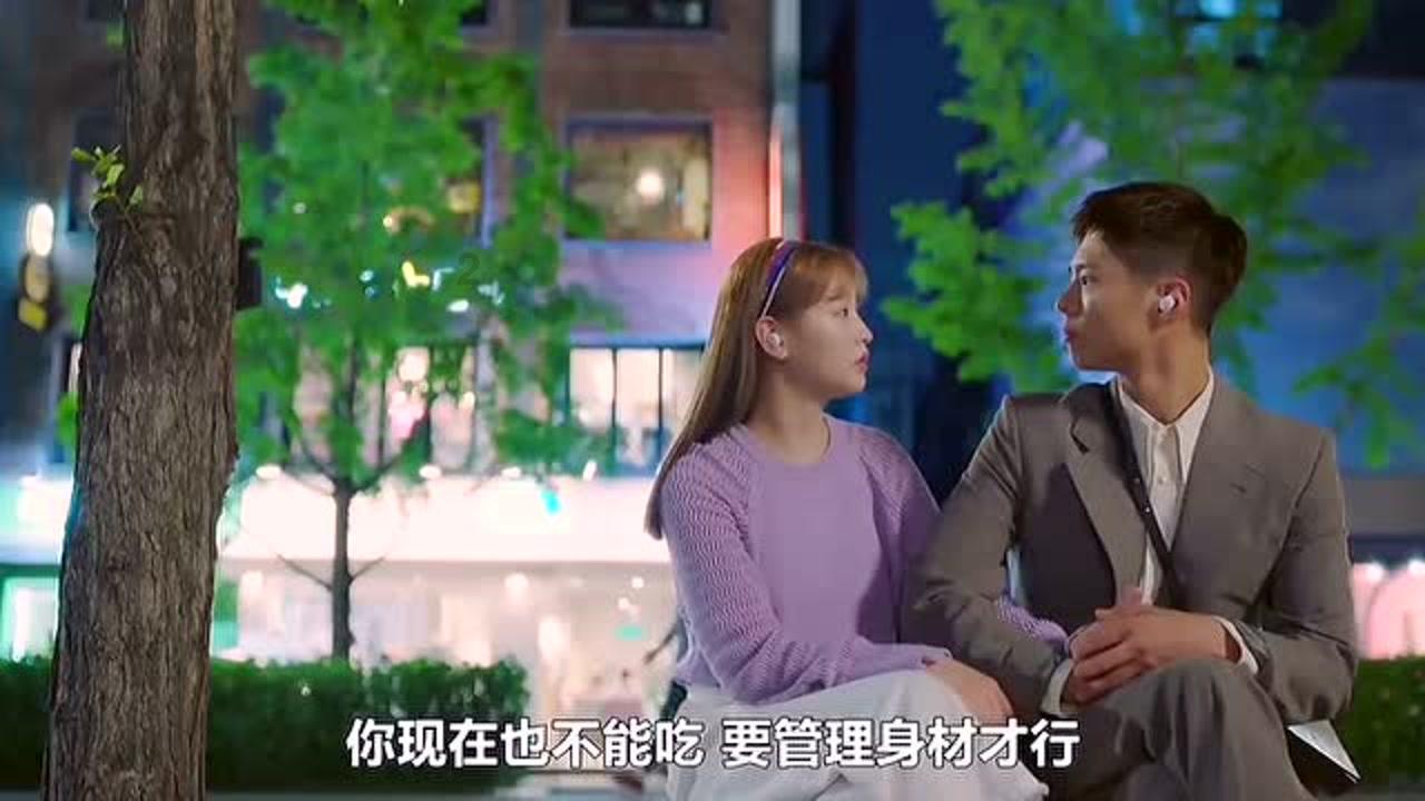 张天爱现身综艺《乐队的海边》现场,身材纤细状态好,她为什么被称作女神?-有问必答的蜗牛问答平台